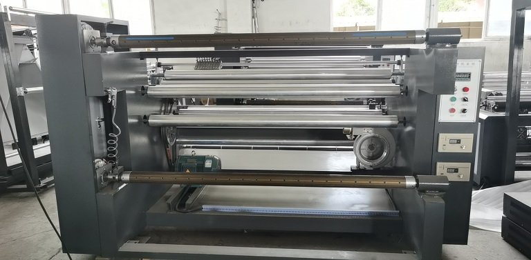 1600mm Nonwoven Roll to Sheet Cutting Machine image 4