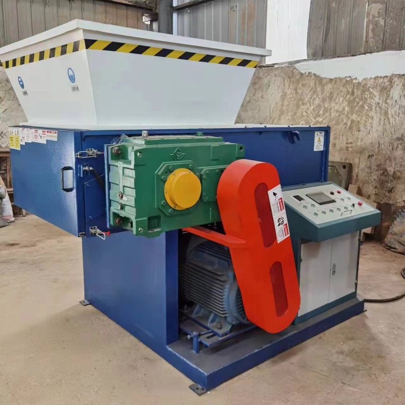 600 Single Shaft Plastic Shredder image 3