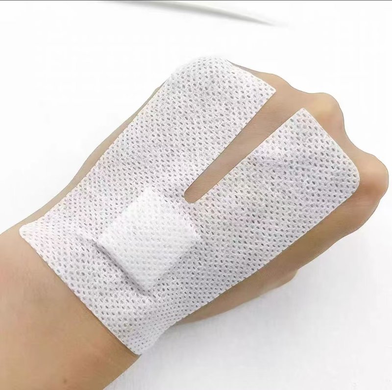 AX-260 Round Pressure Dressing Patch Forming and Packaging Machine image 3