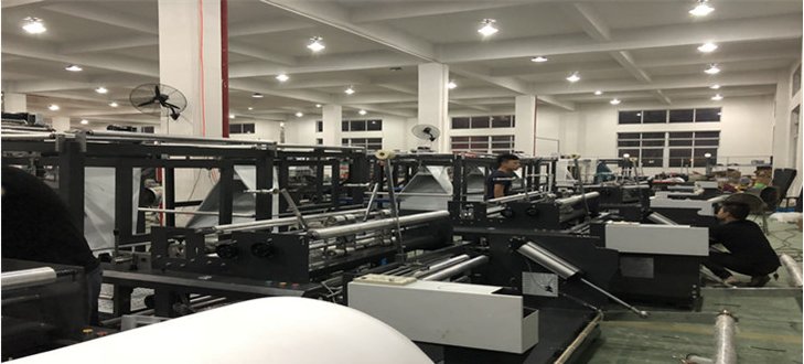 AX-DC700 Automatic D-Cut U-Cut Nonwoven Bag Making Machine image 3