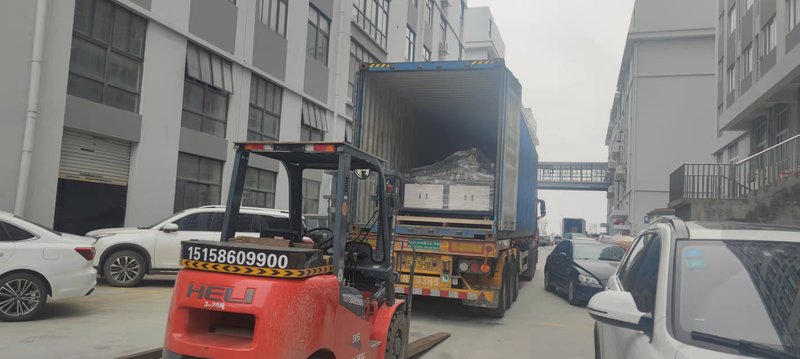 HBL-DC600 Automatic Multifunctional Nonwoven Bag Making Machine image 7