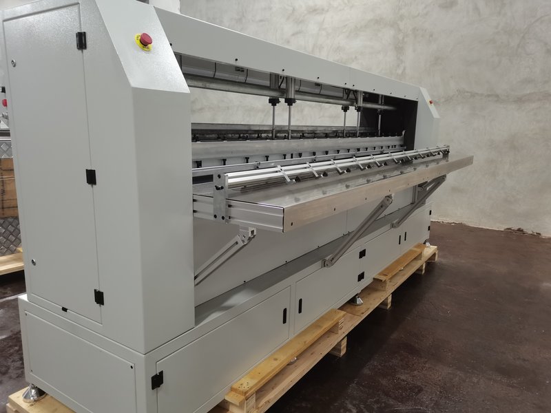 Hospital-Use-Curtain-Pleating-Machine