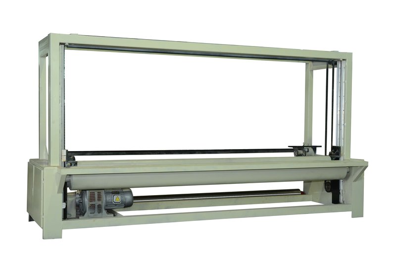 Nonwoven-Fabric-Slitting-Machine