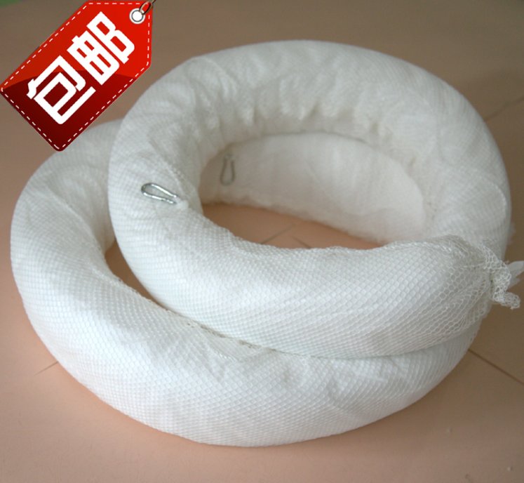 Oil Containment Absorbent Boom image 5