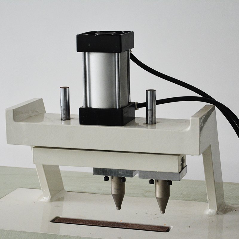 Ultrasonic Double Head Spot Taping Machine JT 200 Q image 2