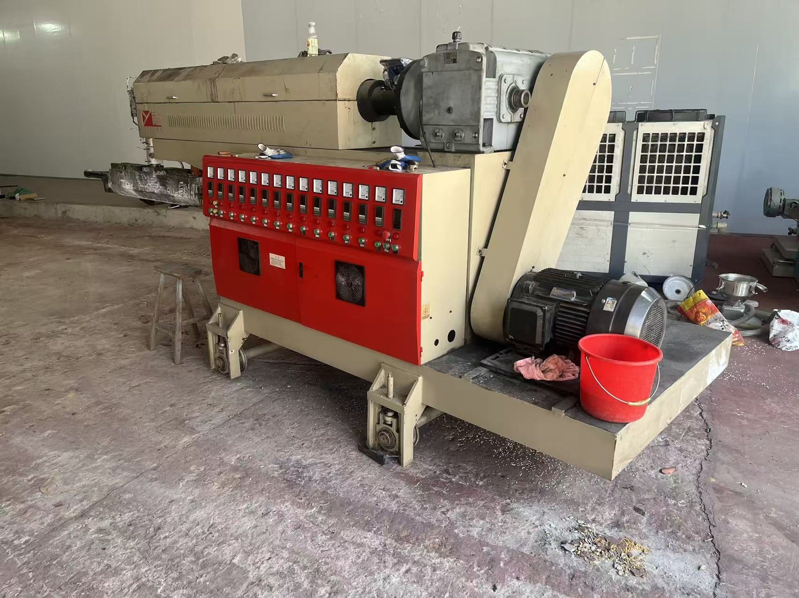 Used 1300mm T-Die Lamination Machine (Winrich Brand) image 3