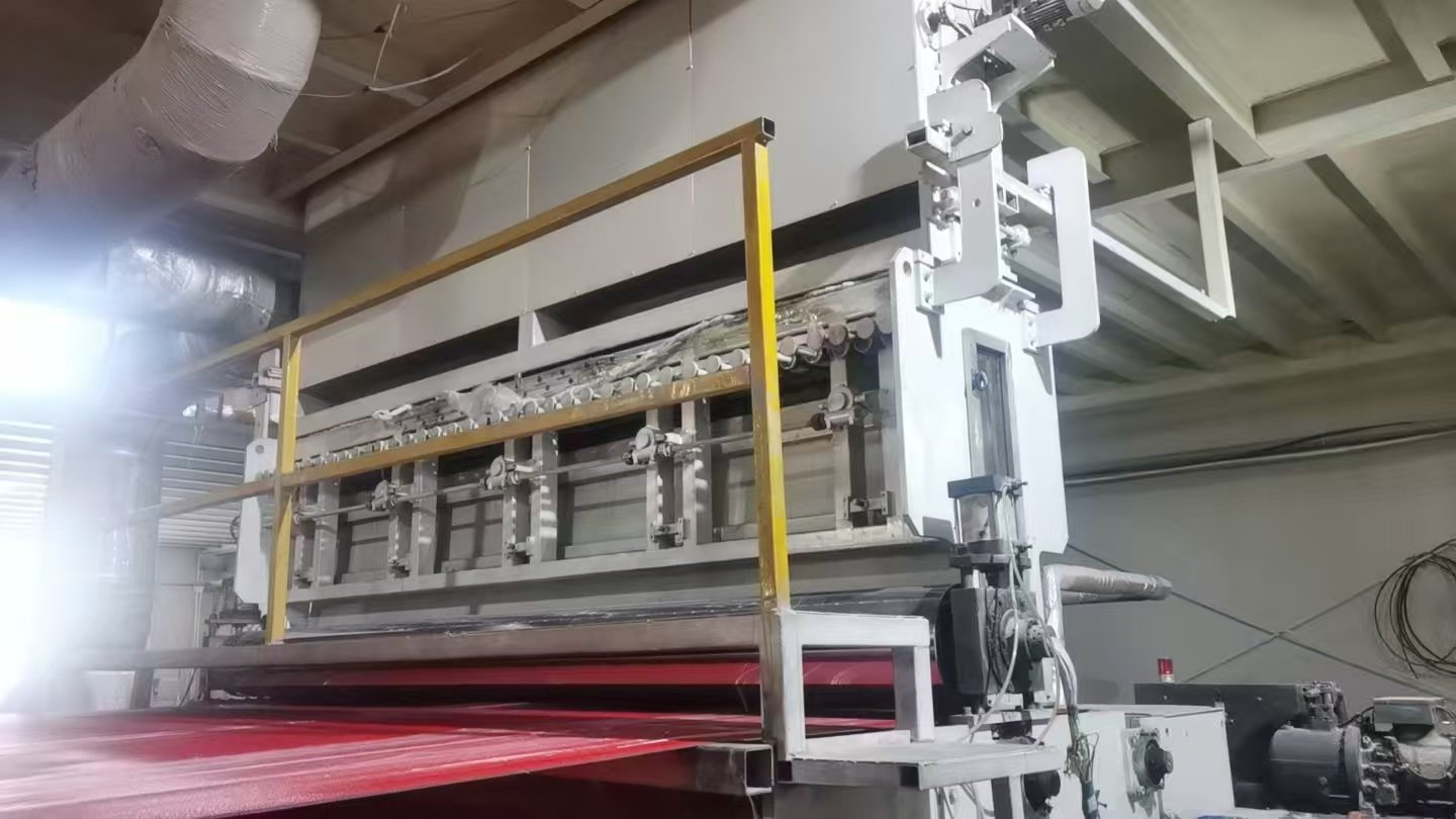 Used 3.2m Single Beam PP Spunbond Nonwoven Line image 3