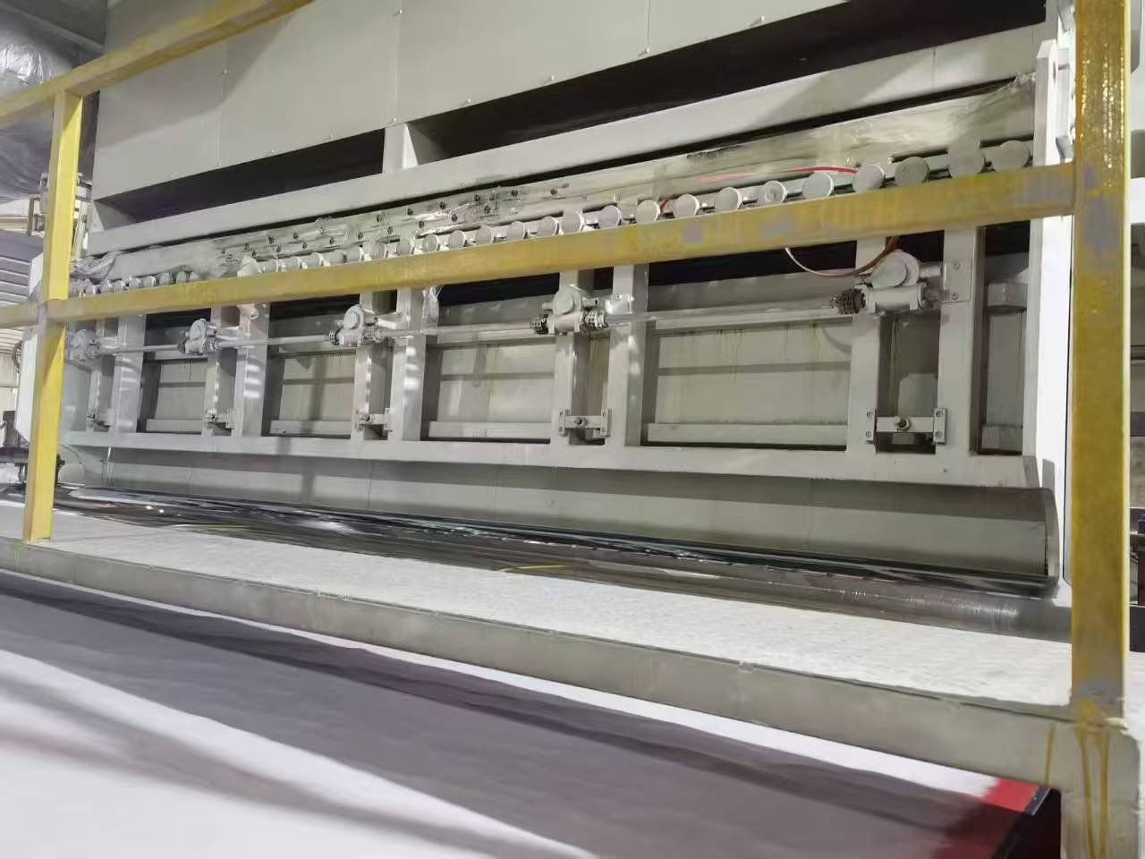 Used 3.2m Single Beam PP Spunbond Nonwoven Line image 5