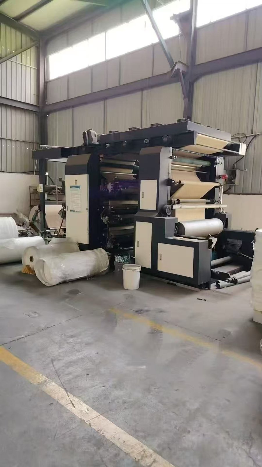 Used ChangHong CH-1200B-Z 6-Color Stack Flexo Printing Machine 1300mm