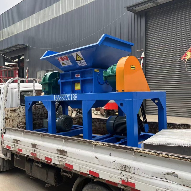 ZT 400 Heavy Duty Twin Shaft Plastic Shredder image 2